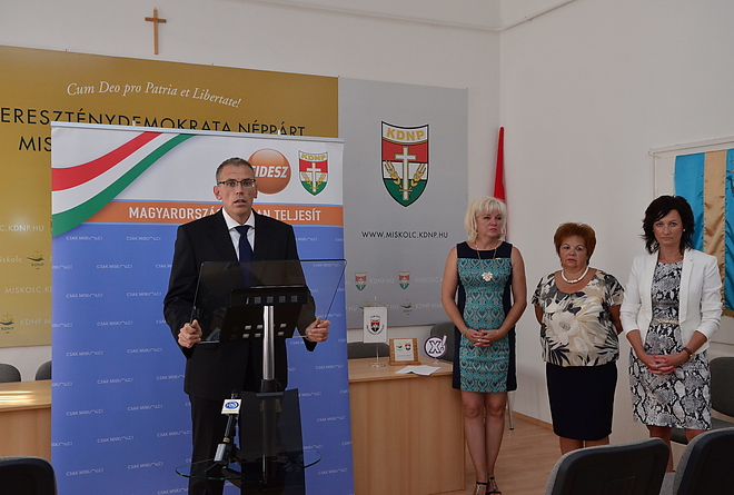 fidesz_sajtotajekoztato_160831_vcs_01.jpg fidesz_sajtotajekoztato_160831_vcs_01.jpg