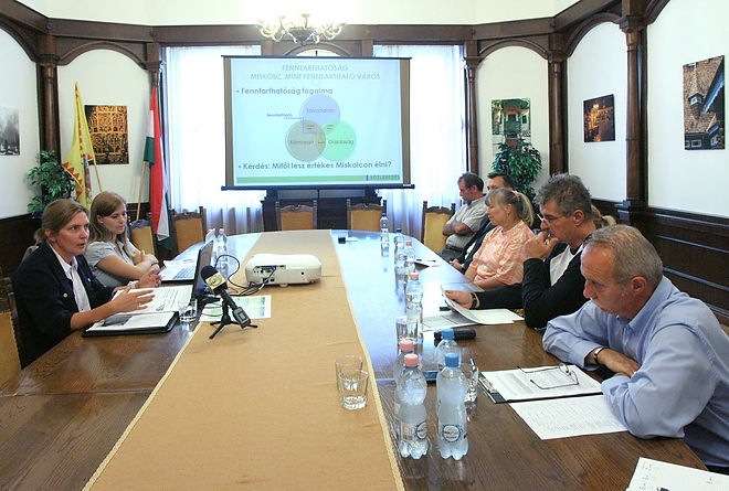 kozlekedes_forum_160824ml.jpg kozlekedes_forum_160824ml.jpg