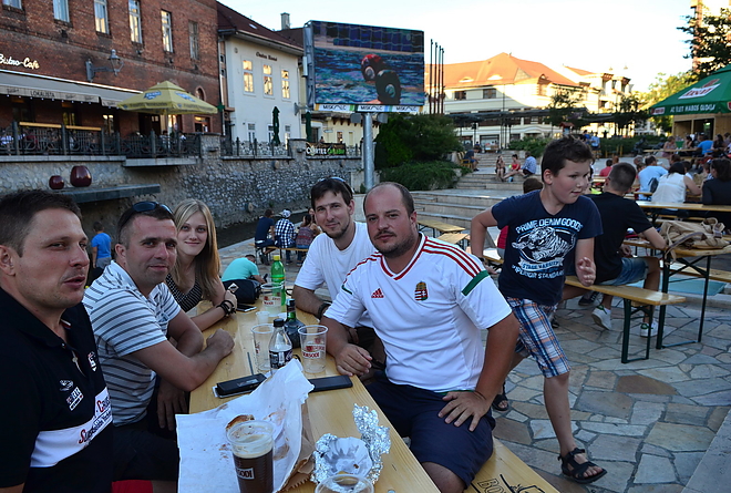szinva_terasz_olimpia_160808_vcs_19.jpg szinva_terasz_olimpia_160808_vcs_19.jpg