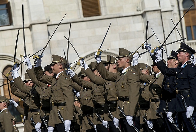 tisztavatas_160820_mti_3.jpg