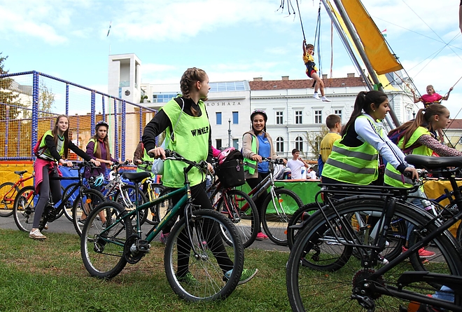 automentes_nap_160922_ja_15.jpg automentes_nap_160922_ja_15.jpg