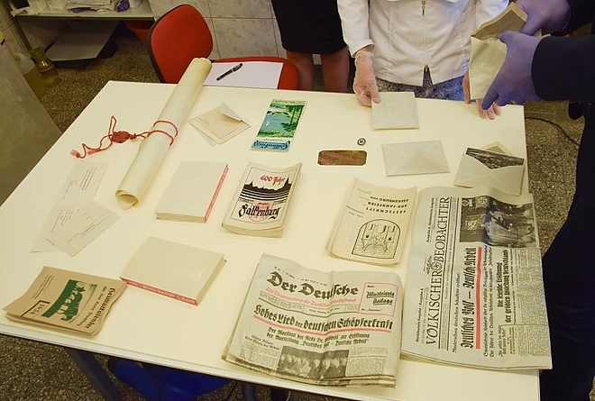 Egy borzalmas kor mementói Egy borzalmas kor mementói