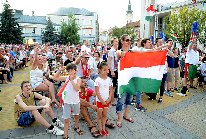 szent_istvan_foci_ter_160622_fkcs21.jpg szent_istvan_foci_ter_160622_fkcs21.jpg