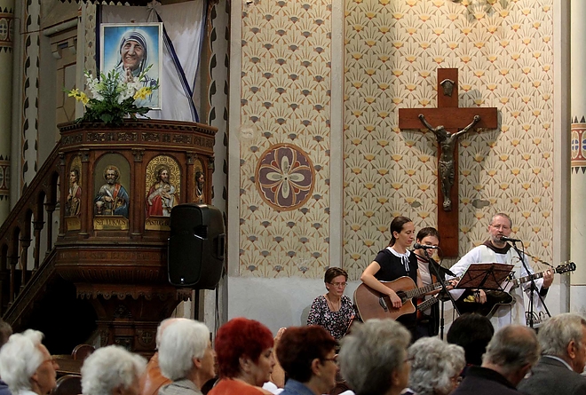 szentmise_vasgyar_sztterez_160905_ja_13.jpg