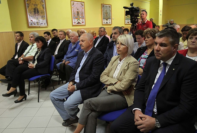 szirmabesenyo_forum_160920_ja_11.jpg szirmabesenyo_forum_160920_ja_11.jpg
