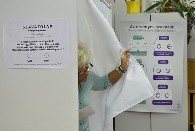 szavazas_161002_vcs_2.jpg szavazas_161002_vcs_2.jpg