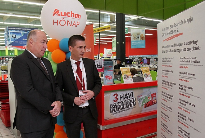 szolidaritas_napja_auchan_161005_ja_16.jpg szolidaritas_napja_auchan_161005_ja_16.jpg