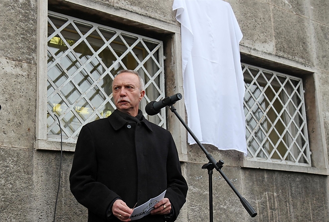 gulag_emlektabla_zsolcai_kapu_170131_ja_2.jpg gulag_emlektabla_zsolcai_kapu_170131_ja_2.jpg