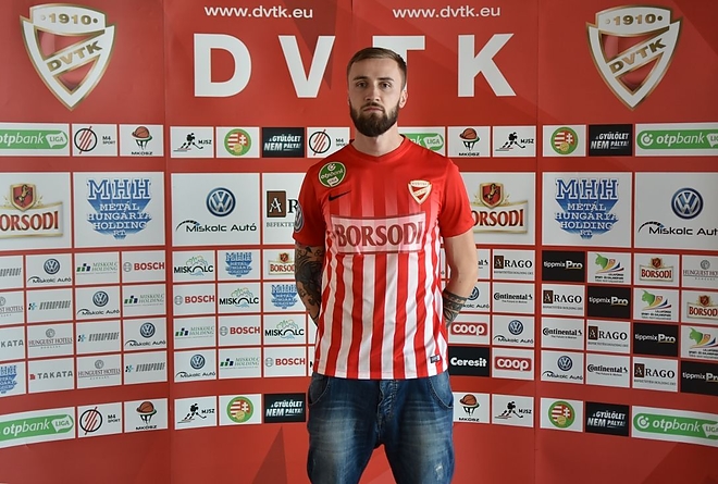szarka_akos_a_dvtk_jatekosa.jpeg