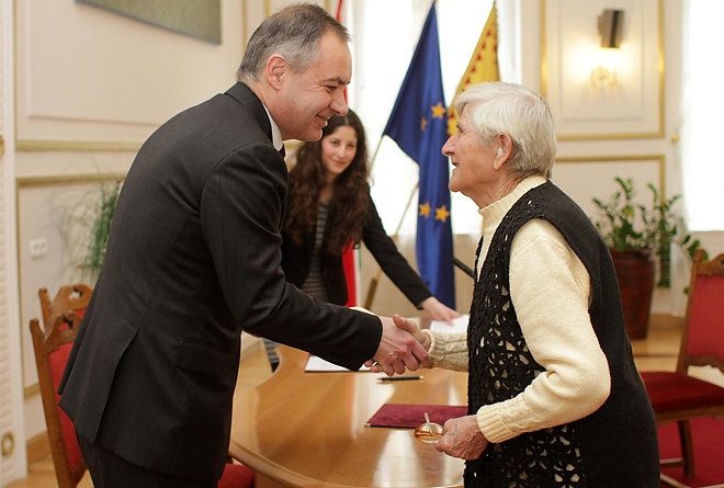 allampolgarsagi_esku_170223ml_0.jpg allampolgarsagi_esku_170223ml_0.jpg