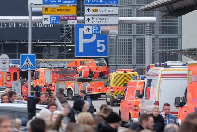 hamburg.jpg hamburg.jpg
