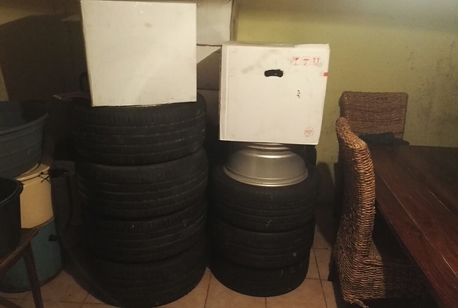 kerektolvaj.jpg kerektolvaj.jpg