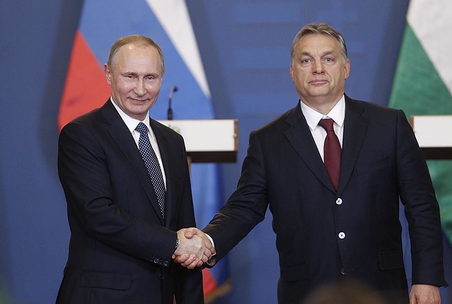 orban_putyin_sajttaj_170202_mti2.jpg