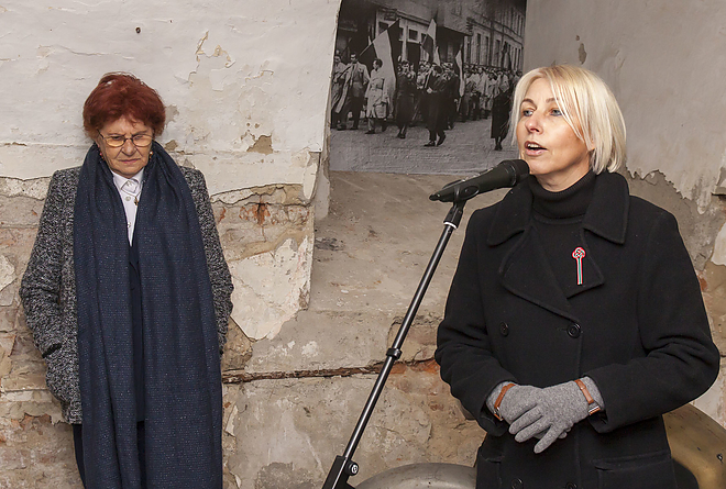 interaktiv_kiallitas_es_filmklub_megnyito_20170315_bl_13_web.jpg interaktiv_kiallitas_es_filmklub_megnyito_20170315_bl_13_web.jpg