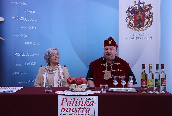 palinka_mustra_sajtaj_170307_ja_4.jpg palinka_mustra_sajtaj_170307_ja_4.jpg
