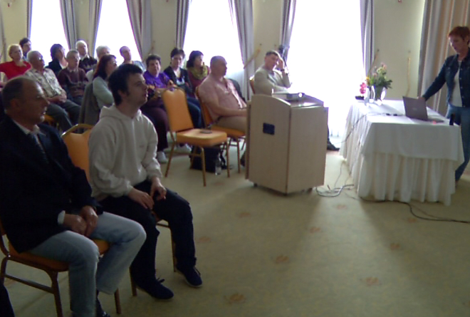 serult_emberekrol_konferencia3.jpg