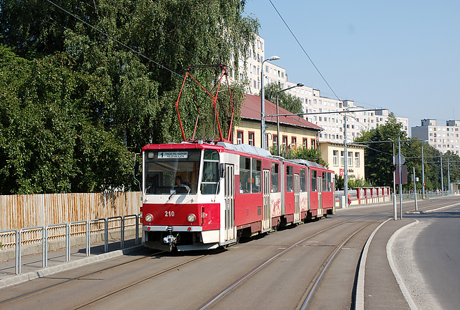 tatra.jpg tatra.jpg