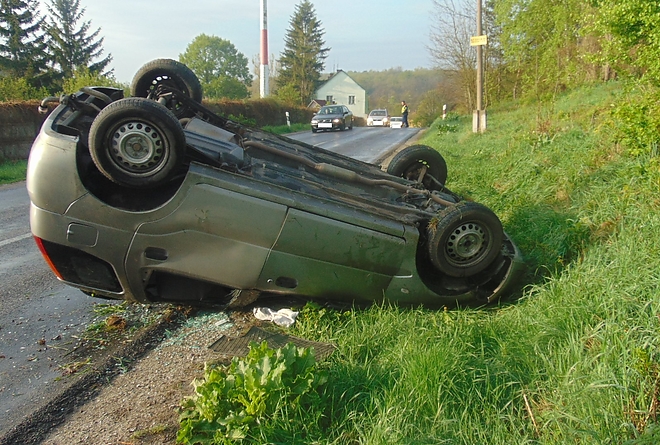baleset_fejre_allt_suzuki_police1.jpg
