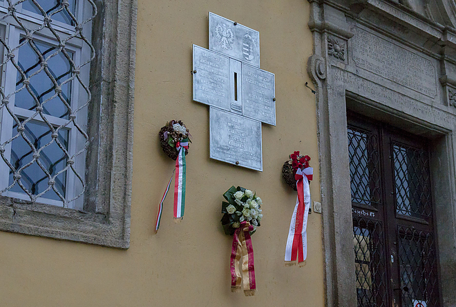katyn-i_megemlekezes_koszoruzas_20170420_bl_12_web.jpg