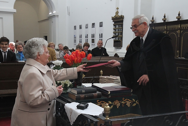 olah_miklos_szobor_170412_ja_25.jpg