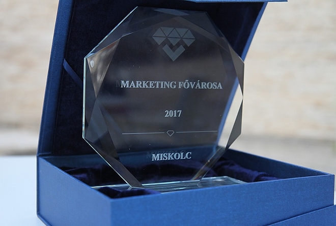 marketing_fovaros_170530_ja_4.jpg