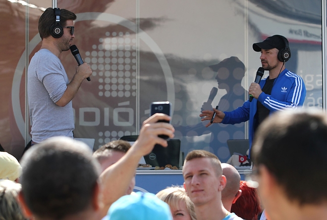 radio1_170523ml_1.jpg