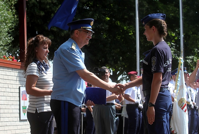 rendeszeti_szakkozep_kibocsato_170628_ja_19.jpg