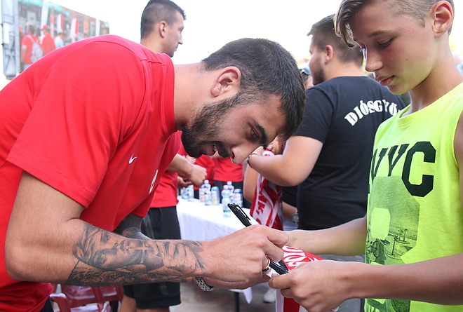 dvtk_szurkolo_anket_170713_bl_6.jpg