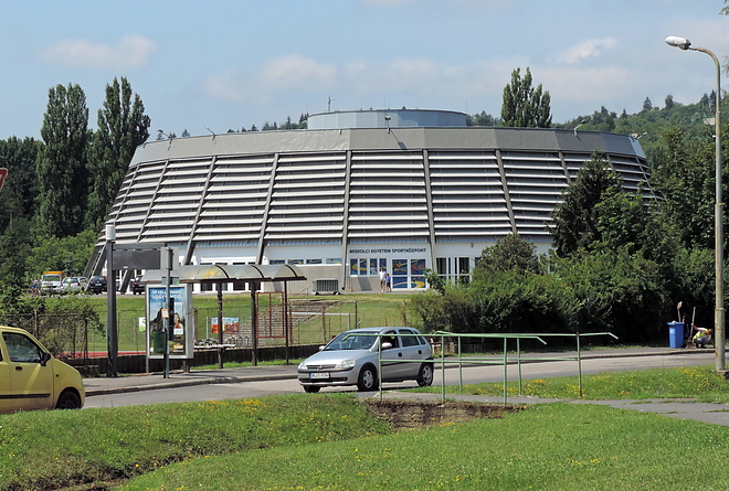 egyetemi_korcsarnok_170710_vcs_34.jpg egyetemi_korcsarnok_170710_vcs_34.jpg