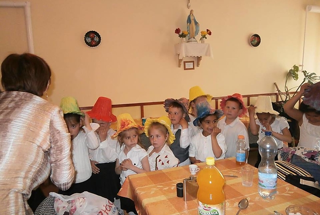 kertbarat_kor2.jpg kertbarat_kor2.jpg
