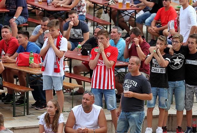 szinvaterasz_honved_dvtk_170722_ja_17.jpg szinvaterasz_honved_dvtk_170722_ja_17.jpg