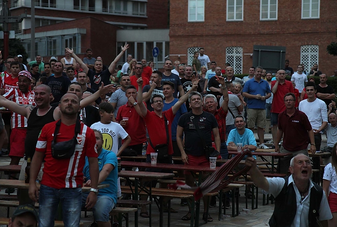 szinvaterasz_honved_dvtk_170722_ja_32.jpg szinvaterasz_honved_dvtk_170722_ja_32.jpg