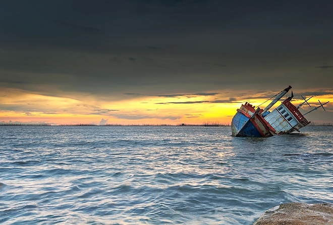 wrecked_ship.jpg wrecked_ship.jpg