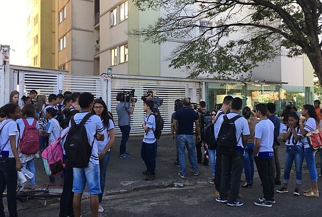 halalra-keselt-osztalytars2.jpg halalra-keselt-osztalytars2.jpg