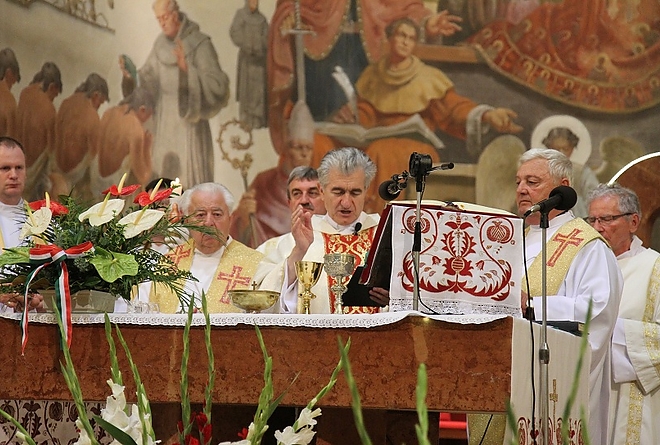szent_istvan_bucsu_selyemret_170820_ja_3.jpg