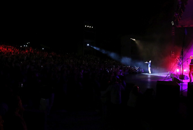 thomasanders2.jpg thomasanders2.jpg