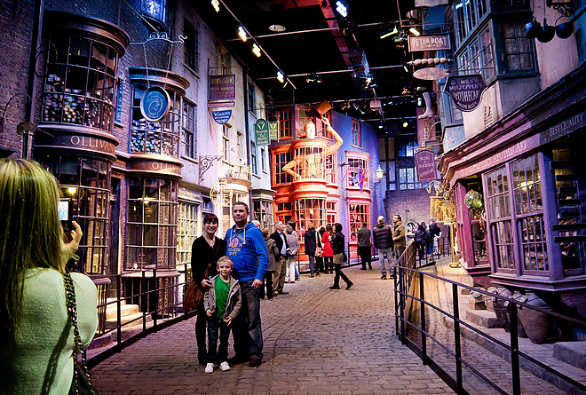 harry_potter_studio.jpg harry_potter_studio.jpg