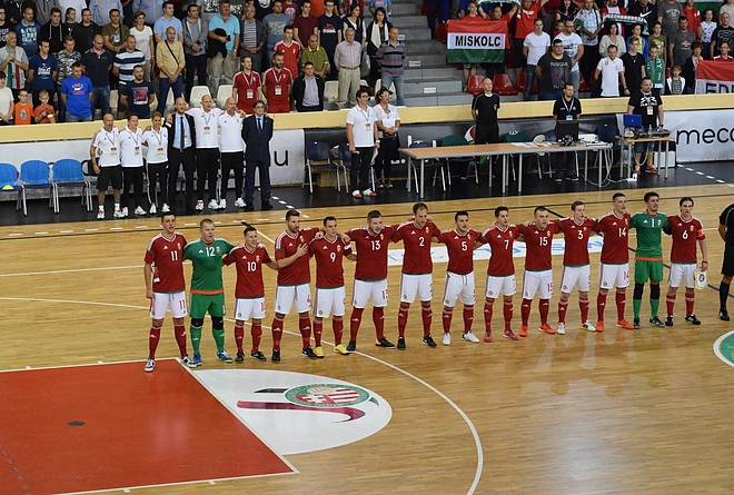 hun_pol_futsal_170912_tm1.jpg