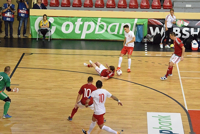 hun_pol_futsal_170912_tm2.jpg