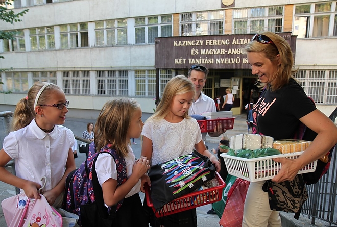 iskolakezdes_kazinczy_170901_ja_10.jpg iskolakezdes_kazinczy_170901_ja_10.jpg