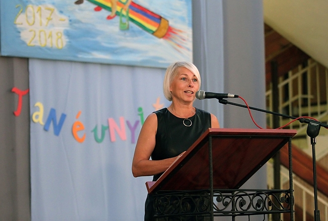 iskolakezdes_kazinczy_170901_ja_37.jpg iskolakezdes_kazinczy_170901_ja_37.jpg