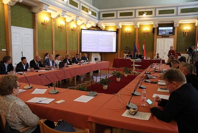 megyei_kozgyulse_170928_ja_5.jpg
