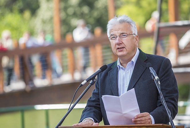 nagycsaladosok_semjen_170923_mti.jpg nagycsaladosok_semjen_170923_mti.jpg
