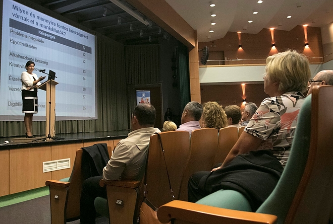 szakkepzes_konferencia_170914ml_17.jpg