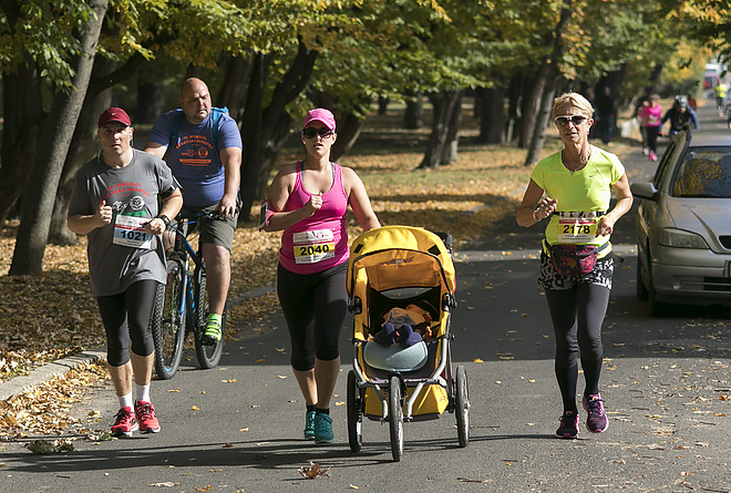 16_baratsag_maraton_miskolcon-20171015_bl_057_web.jpg