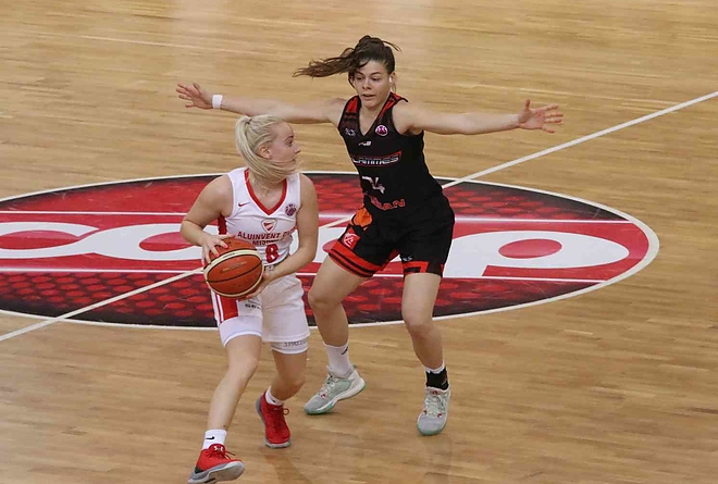 aluinvent_carolo_nagy_dora_171011_bl.jpg aluinvent_carolo_nagy_dora_171011_bl.jpg