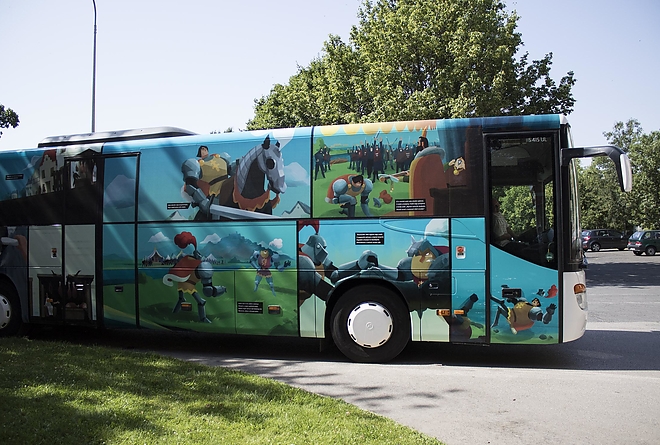 arany200busz.jpg arany200busz.jpg