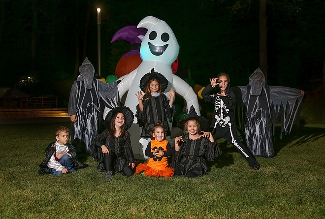 avalon_halloween_1027_1.jpg