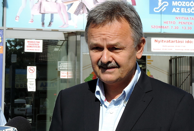 debreczeni_jozsef_171002_vcs_1.jpg
