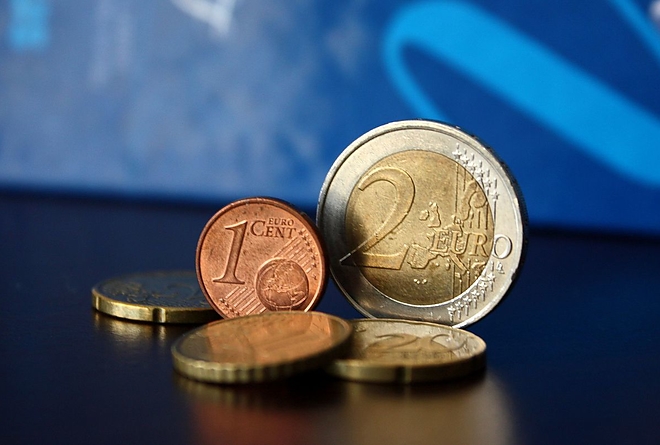 euro_czech.jpg euro_czech.jpg
